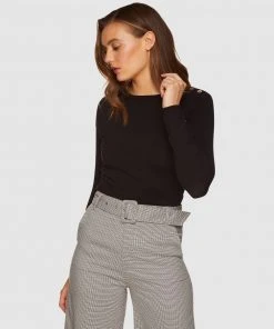 Oxford Emma Button Knit Black