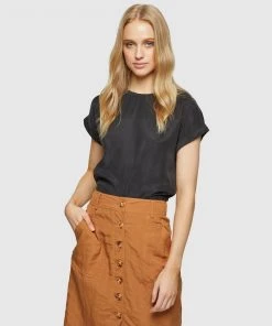 Oxford Liza Woven Front T-Shirt Black