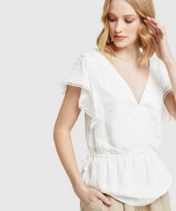 Oxford Bianka Lace Trim Top Ivory -Deals The Style Setters Store http3A2F2Fstatic.theiconic.com .au2Fp2Foxford 5641 1532911 4