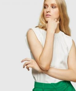 Oxford Totti Woven Front T-Shirt Ivory -Deals The Style Setters Store http3A2F2Fstatic.theiconic.com .au2Fp2Foxford 5966 6510941 4