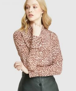 Oxford Poppy Animal Printed Blouse Natural -Deals The Style Setters Store http3A2F2Fstatic.theiconic.com .au2Fp2Foxford 6358 1652131 7