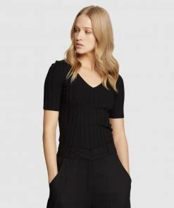 Oxford Lucy Rib V-neck Knit Black