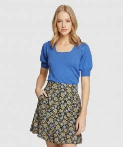 Oxford Zendaya Scoop Back Knit Blue
