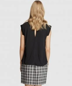 Oxford Skylar Woven Front T-Shirt Black -Deals The Style Setters Store http3A2F2Fstatic.theiconic.com .au2Fp2Foxford 6564 5264041 3