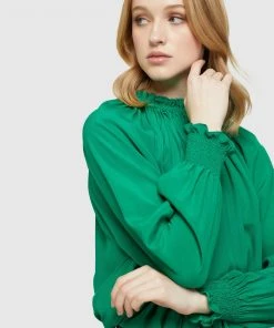 Oxford Sabine Top Green -Deals The Style Setters Store http3A2F2Fstatic.theiconic.com .au2Fp2Foxford 8583 5025821 4