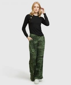 Oxford Chantal Animal Print Wide Leg Pants Green -Deals The Style Setters Store http3A2F2Fstatic.theiconic.com .au2Fp2Foxford 8743 6162521 7