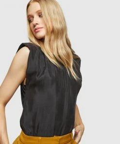 Oxford Totti Woven Front T-Shirt Black -Deals The Style Setters Store http3A2F2Fstatic.theiconic.com .au2Fp2Foxford 8889 5410941 4