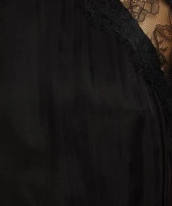 Oxford Sandra Lace Trim T-shirt Black -Deals The Style Setters Store http3A2F2Fstatic.theiconic.com .au2Fp2Foxford 8993 7533601 6