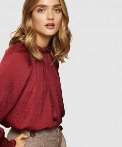 Oxford Sabine Top Wine -Deals The Style Setters Store http3A2F2Fstatic.theiconic.com .au2Fp2Foxford 9032 5111601 4