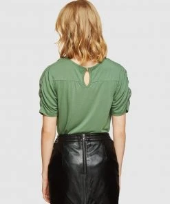 Oxford Claudette Woven Front T-shirt Green -Deals The Style Setters Store http3A2F2Fstatic.theiconic.com .au2Fp2Foxford 9623 0565801 3