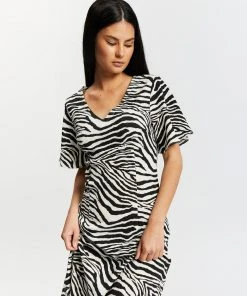 Pink Ruby Promised Land V-Neck Front Dress White Zebra -Deals The Style Setters Store http3A2F2Fstatic.theiconic.com .au2Fp2Fpink ruby 1868 5628531 4