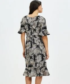 Pink Ruby Rosetta Dress Black -Deals The Style Setters Store http3A2F2Fstatic.theiconic.com .au2Fp2Fpink ruby 5904 1788251 3