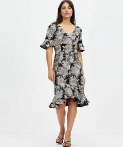 Pink Ruby Rosetta Dress Black -Deals The Style Setters Store http3A2F2Fstatic.theiconic.com .au2Fp2Fpink ruby 5910 1788251 5