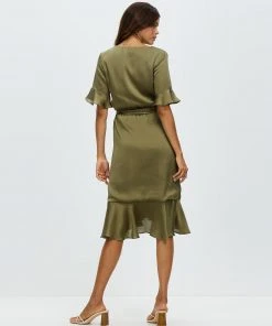 Pink Ruby Summers Day Wrap Dress Pine -Deals The Style Setters Store http3A2F2Fstatic.theiconic.com .au2Fp2Fpink ruby 7033 5568541 3