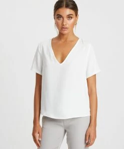 Reux Lee V Neck Tee White