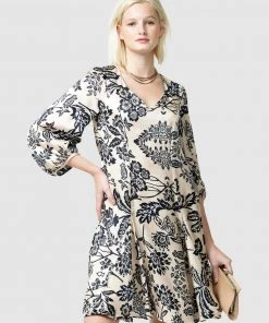 SACHA DRAKE Calico Girl Dress Porcelain Floral -Deals The Style Setters Store http3A2F2Fstatic.theiconic.com .au2Fp2Fsacha drake 3464 8720451 5