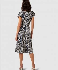 SACHA DRAKE Boardwalk Midi Dress Zebra -Deals The Style Setters Store http3A2F2Fstatic.theiconic.com .au2Fp2Fsacha drake 4183 4757251 4