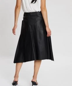 West 14th Hudson Skirt Black Leather -Deals The Style Setters Store http3A2F2Fstatic.theiconic.com .au2Fp2Fwest14 2287 9610901 3